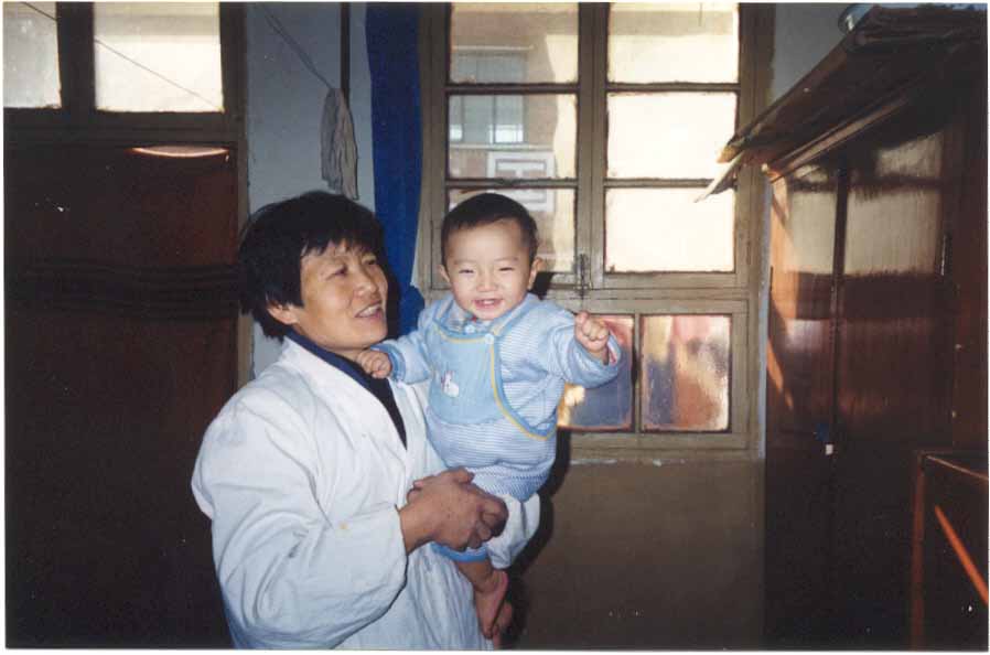 Wu Zhao and orphanage staff